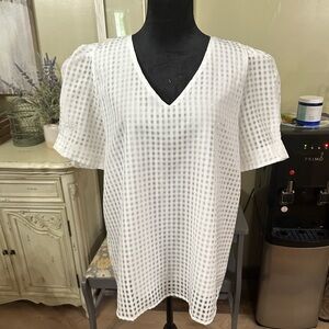 JODIFL White Grid Pattern Blouse
